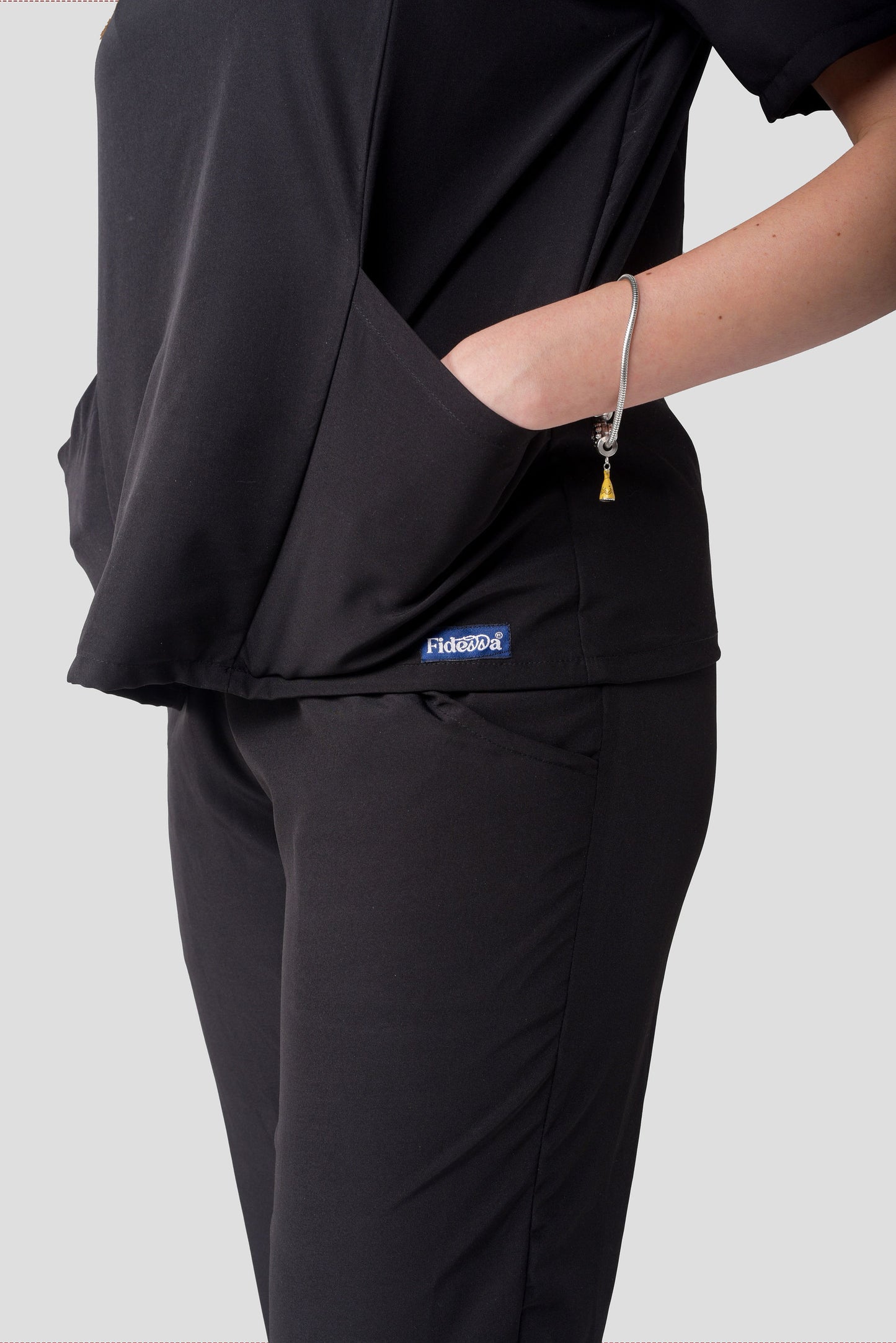 Scrub Negro Rotello